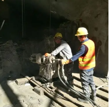 老城水下抗分散灌浆料特点 水下不分散注浆料介绍